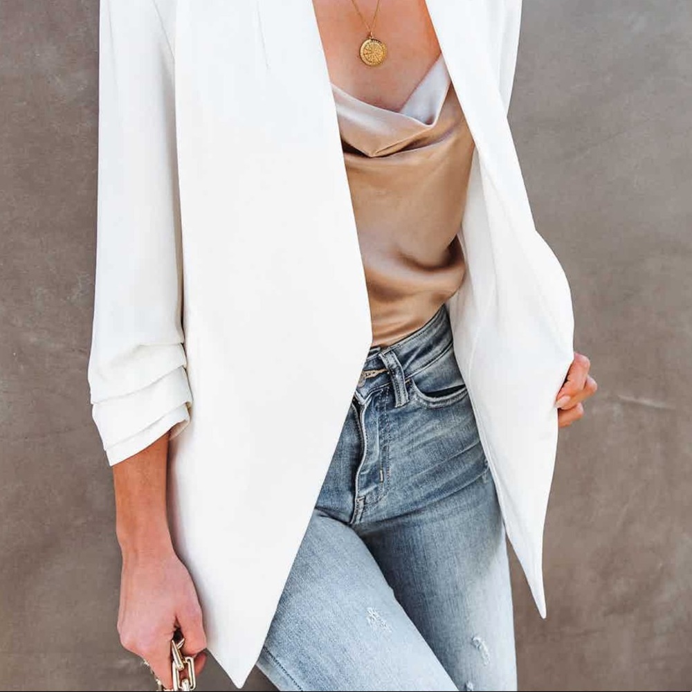 Vici White Ruched Sleeve Blazer
